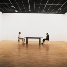 Marina Abramović et Ulay, Nightsea Crossing, Sitting au macLYON les 9 et 10 octobre 1986 Collection macLYON © Adagp, Paris 2021